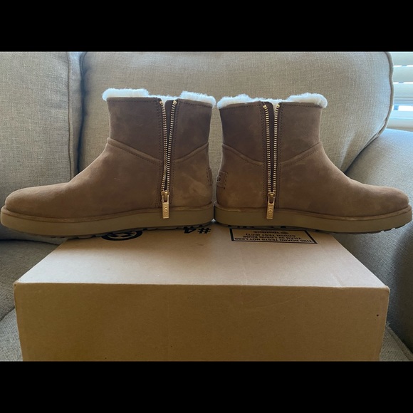 UGGs Booties - Picture 1 of 10
